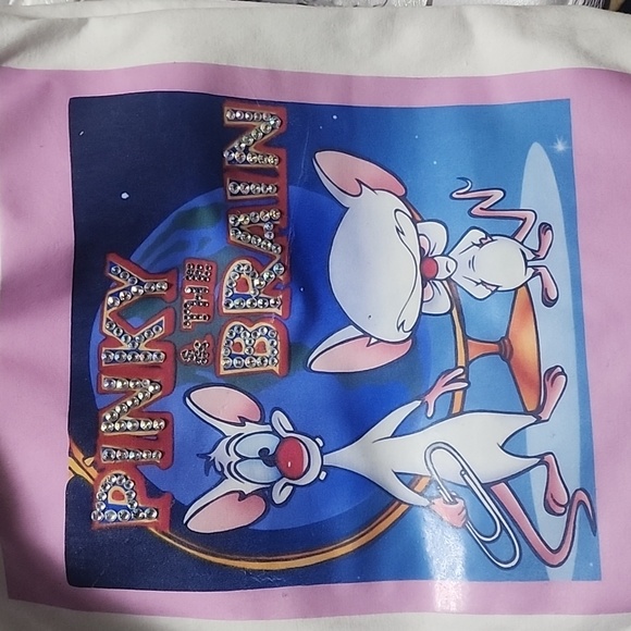 Hot off-press, Custom kid's sneakers with a Free T-shirt to match. - Picture 7 of 8